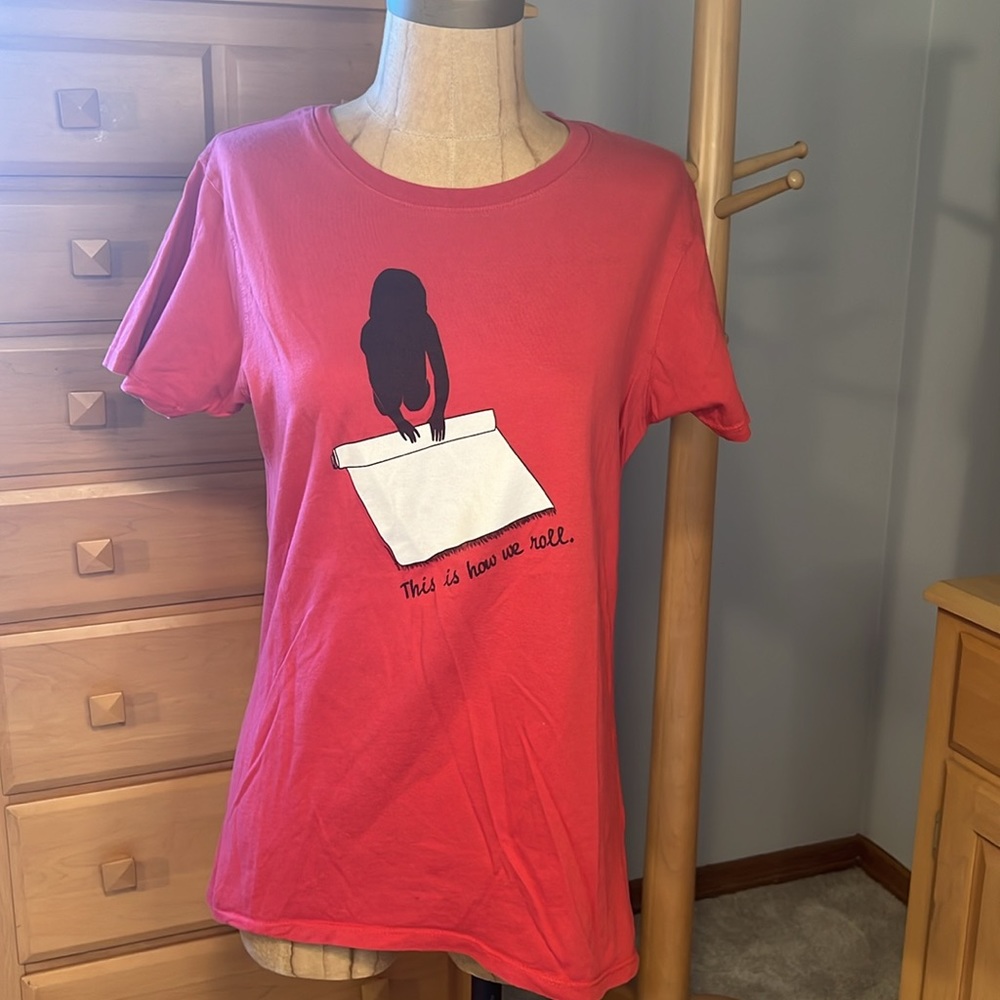 EUC Montessori size Medium red tee